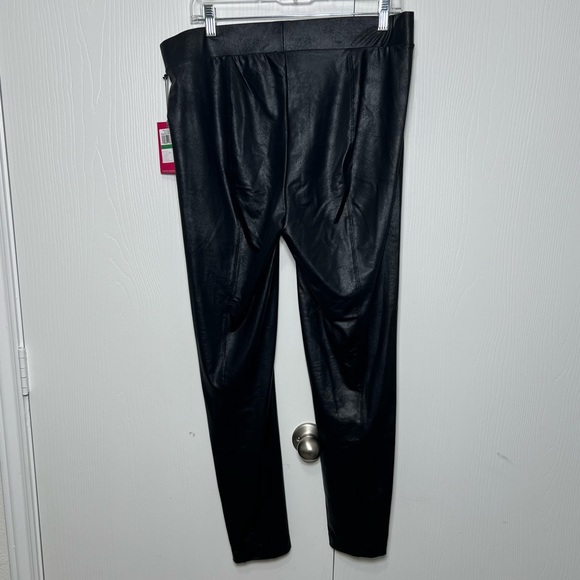 Vince Comuto Rich Black Coated Ponte High Rise Pull On Leggings Large NWT - Picture 4 of 7